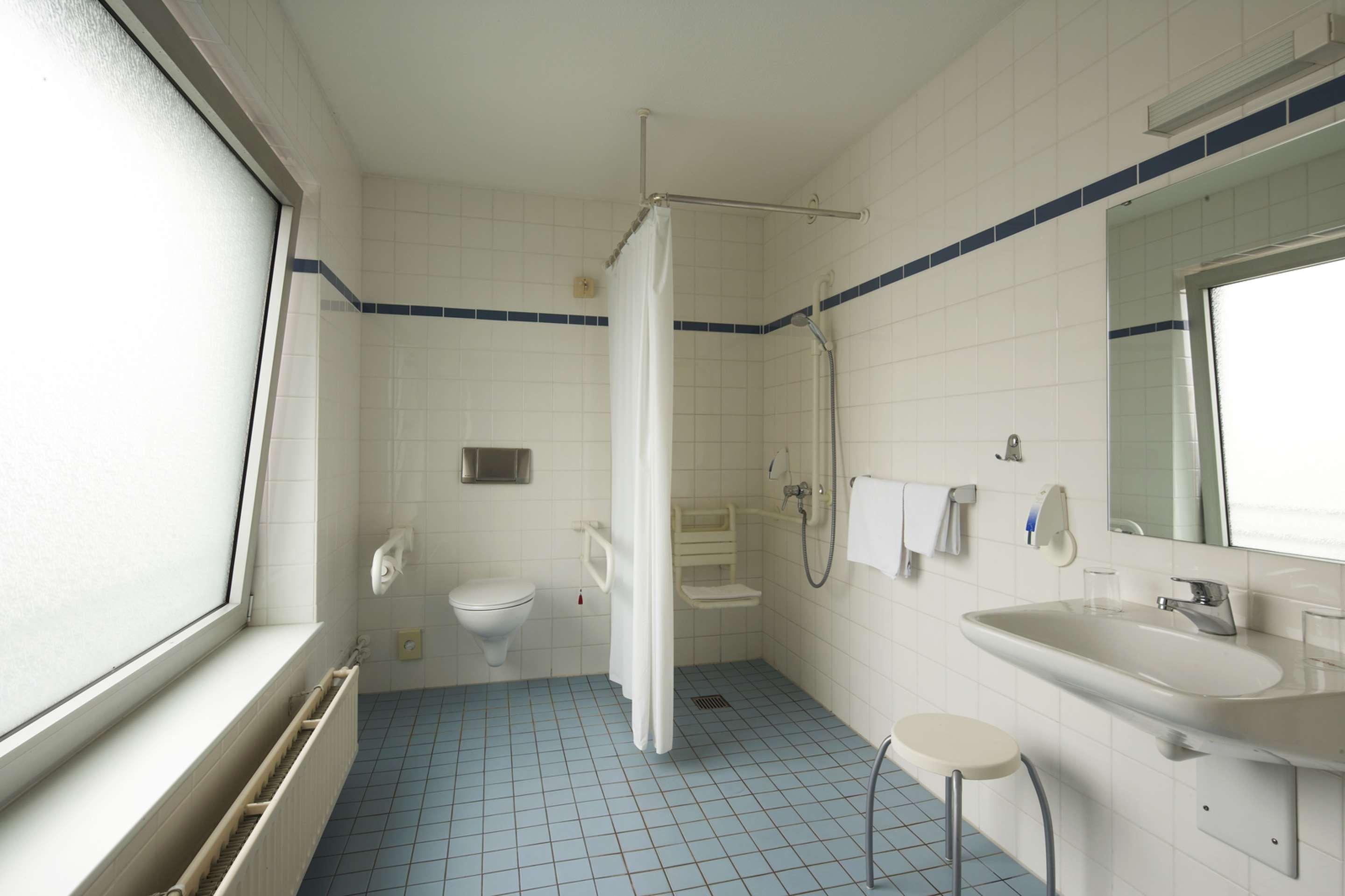 Intercityhotel Hotel 3*