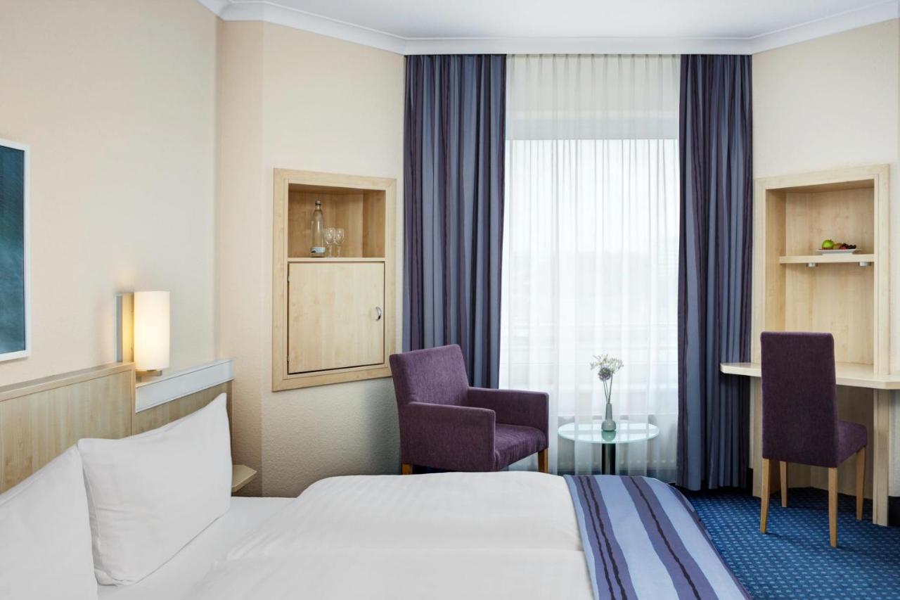 Intercityhotel 3*