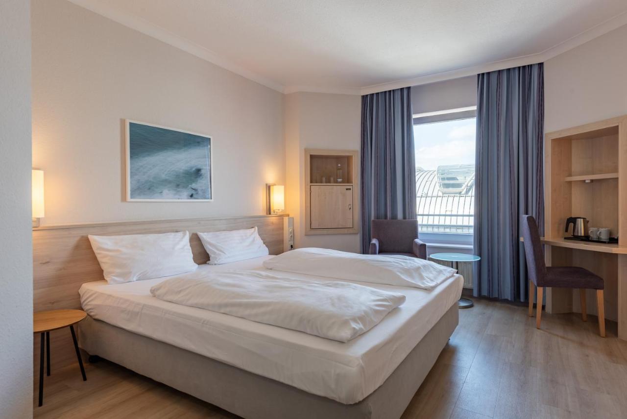 Intercityhotel Hotel 3*